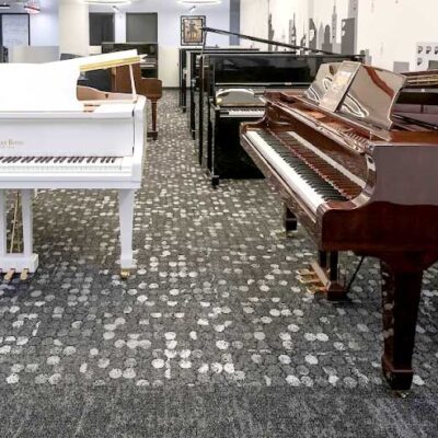 Different grand and upright rental pianos in the pianopiano showroom in new york city