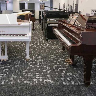 Different grand and upright rental pianos in the pianopiano showroom in new york city